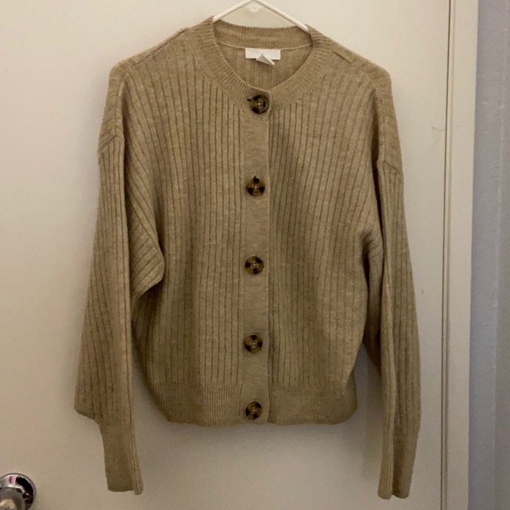 H&M knit cardigan size XS